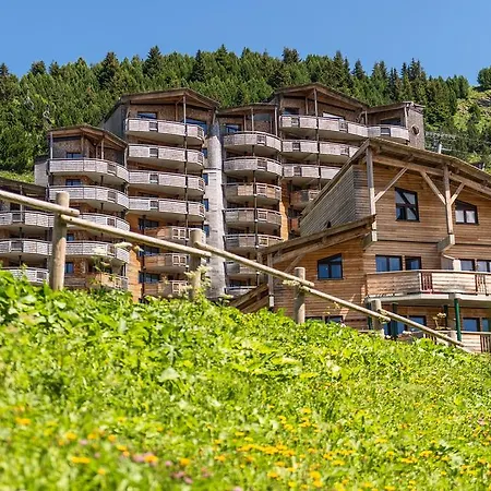 Pierre & Atria-crozats Aparthotel 4*